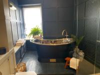 Home from Home - B&B Cardiff