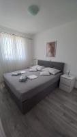 Apartamento con balcón