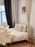 Comfortable studio 10 min from Midi Station and 15 min from Brussels center - B&B Bruxelles
