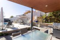 Guest Suite in Duffy with Pool View - Chambres d’hôtes Weston Creek