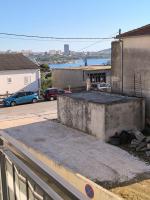 Apartman Laura - Bed and Breakfast Solin