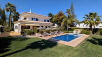 Villa Pinetree Seaside, Albufeira - B&B Albufeira