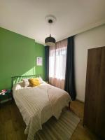 Cozy and colorful apartment in Plovdiv Center - B&B Filippopoli