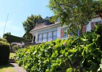 Wunderschöne Villa mit Privatstrand - B&B Einigen
