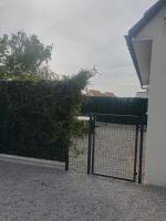 L'Echappée Verte - Guînes, maison 2 chambres à 25min du Site des 2 Caps - B&B Guînes