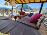 Cal Perico, apartamento con terraza - B&B Camarassa