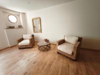 Chambre d'hôtes villa Adoya dans les remparts, piscine, ascenseur - B&B