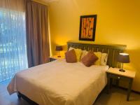 Camera Queen Standard