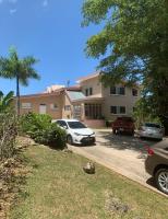 Cozy studio in amazing Manatí with AC, WiFi, Pool - Chambres d’hôtes Manatí
