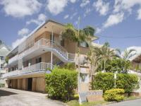 Surf Shack in Iconic Rainbow Bay - Coolangatta QLD (pet friendly) - B&B Gold Coast