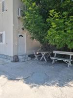 Porto Njeguši A1 - Bed and Breakfast Cetinje