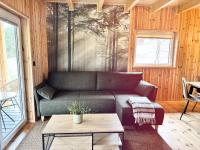 Domek Las nad jeziorem - B&B Bożepole Królewskie