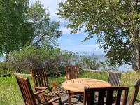 Omakotitalo veistämöllä meren rannassa - B&B Hanko