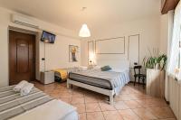 Kamer met Kingsize Bed en Uitzicht op de Tuin