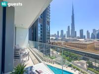 HiGuests - Wake up to Burj Khalifa views in stunning 2 BR - Bed and Breakfast Dubai
