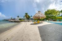 Walk to Beach: Florida Keys Gem w/ Ocean Views - B&B Layton