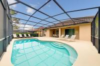 #350-Stunning Villa with Modern Decor, West Facing Pool Overlooking Private Conservation Land - B&B Davenport