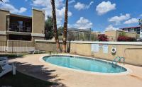 Central - 2 Pools BBQ Jacuzzi Bath - B&B