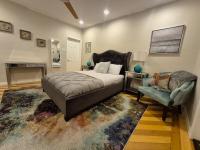 Two-Bedroom Deluxe Apartment with Garden View