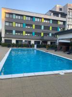 GOLDHOME Apartman - B&B Balatonföldvár