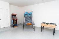 NearTheParks - 5BR Family Villa with Saltwater Pool near Disney - Chambres d'hôtes Davenport