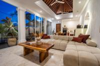 Villa Ullah - 2 Bedroom with a Private Pool - Chambres d’hôtes Canggu