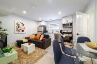 ~SweetTropicalBSMTsuite~KingBed|WIFI•parking - Ferienwohnung Edmonton