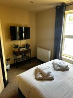 Room 4 - Double Room