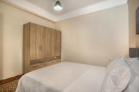 Three-Bedroom Apartment with Balcony