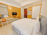 Chambre Lit Queen-Size avec Balcon