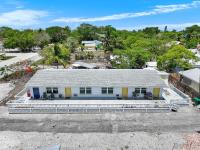 Condo located in Goodland just a short walk from great food - Chambres d’hôtes Goodland