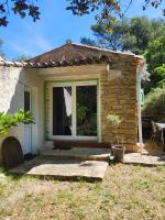 studio complet calme absolu - B&B Le Beausset