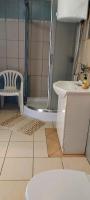 Estudio con balcón