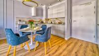 Rezydencja Niechorze D212 Classik z Basenem, Sauną, Jacuzzi, przy samej PLAŻY - 5D Apartments - Ferienwohnung Niechorze