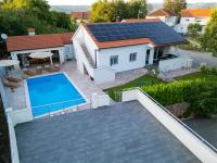 Holiday Home Lucija - B&B Zmijavci