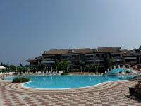 Residence The Green - Private Garden and Pool - Bed and Breakfast Desenzano del Garda