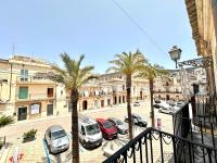 Balcone sul Duomo - B&B Chiaramonte Gulfi