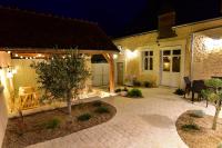 Le Jardin d'Anatole : Parking / Haut Standing - Ferienwohnung Châteauroux