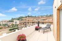 Le Penthouse de 220m2 - Jacuzzi - 3 Parkings - Climatisation - Terrasse - B&B