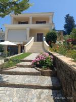 Villa Elm - B&B Poulades