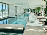 De Lux Spa & pool room Apartment - B&B Armação de Pêra