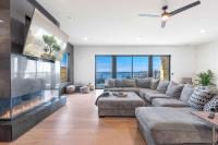 Modern Bayfront Memories - B&B Coos Bay