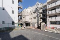 7minute walk from JR Takadanobaba Station, 11 minutes from Shinjuku ,Wi-Fi, simple and high-quality space - B&B Tokyo