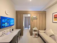 1BR Condotel with Balcony at FAME Residences #FM59-1 - Chambres d’hôtes Manille