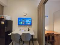 1BR Condotel with Balcony at FAME Residences #FM59-1 - Chambres d'hôtes Manille