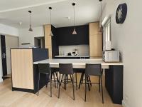 Annecy centre , Vue lac, ascenseur 4 pers - B&B Annecy