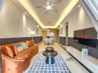 Two-Bedroom Apartment with Balcony and Sea View