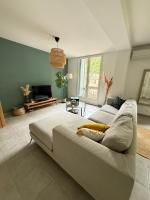Le Hugo F3 charme & convivialité - B&B