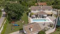 Villa Batelica in Sveti Bartul - Haus für 8 -10 Personen - Chambres d’hôtes Labin