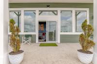 Altmar's Premier Luxury Cabin with 3000sf Mini Golf - B&B